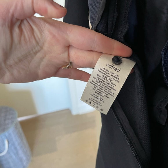 Aritzia Wilfred Écoulement Long-Sleeve Jumpsuit Tie Waist Blue / Navy - Picture 6 of 13